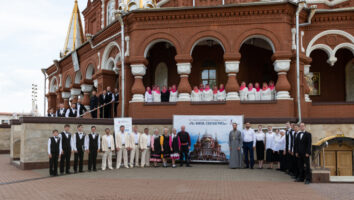 В День крещения Руси в кафедральном соборе г. Ижевска прошел фестиваль «Ты живи, святая Русь»
